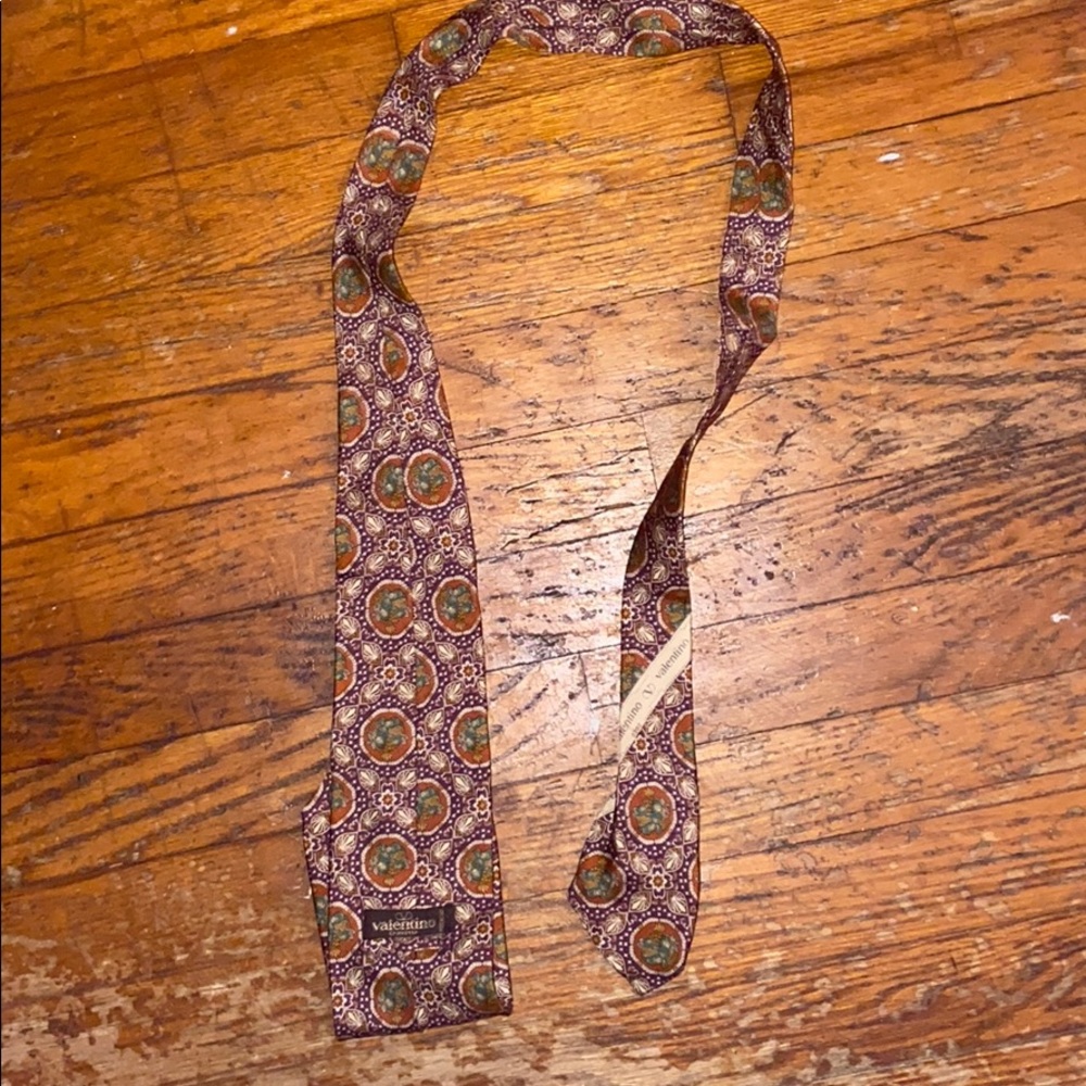 Fashion tie